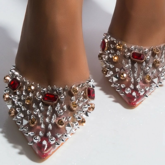 Heels - Picture 1 of 6